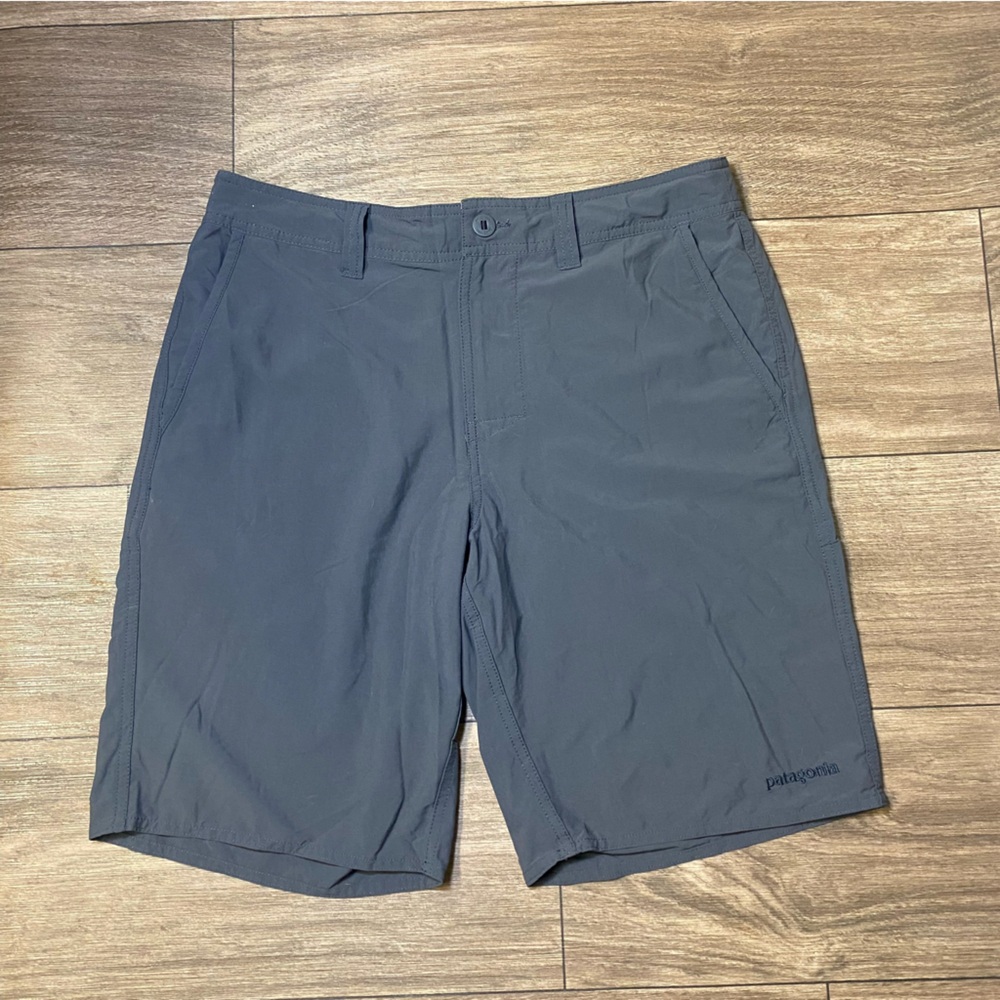 Patagonia Mens Shorts Size 32 Grey